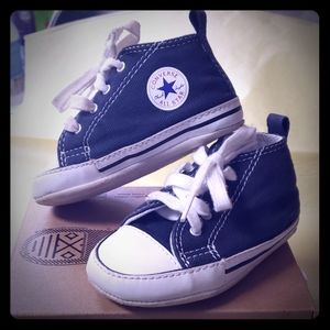Converse Infant Size 4